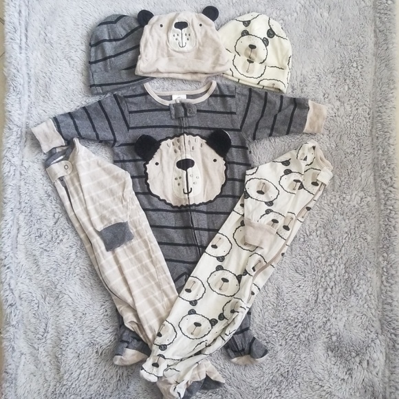 Gerber Other - Gerber Pajamas & Cap Set